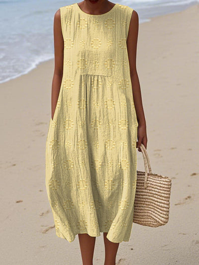 Lightweight Comfort – The Sleeveless Midi Dress