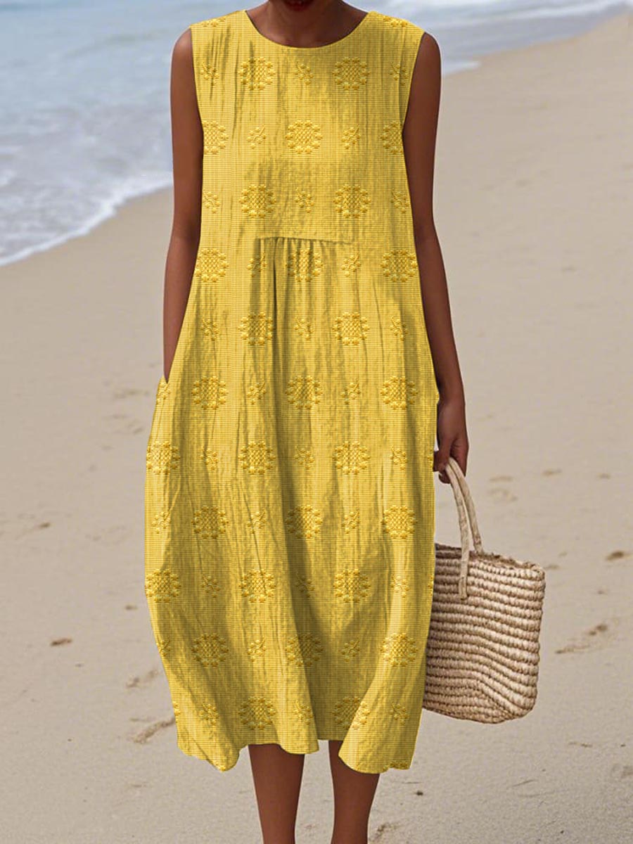 Lightweight Comfort – The Sleeveless Midi Dress