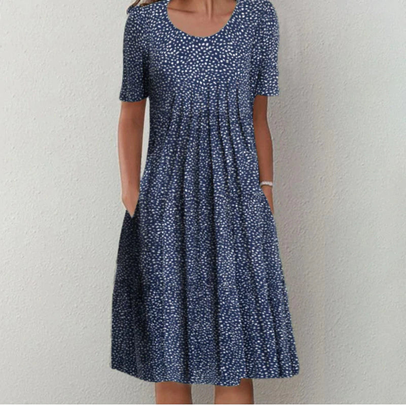 Flattering Elegance – The Flowy Midi Dress