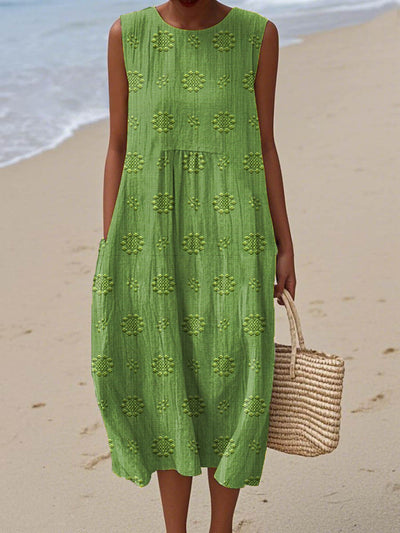 Lightweight Comfort – The Sleeveless Midi Dress